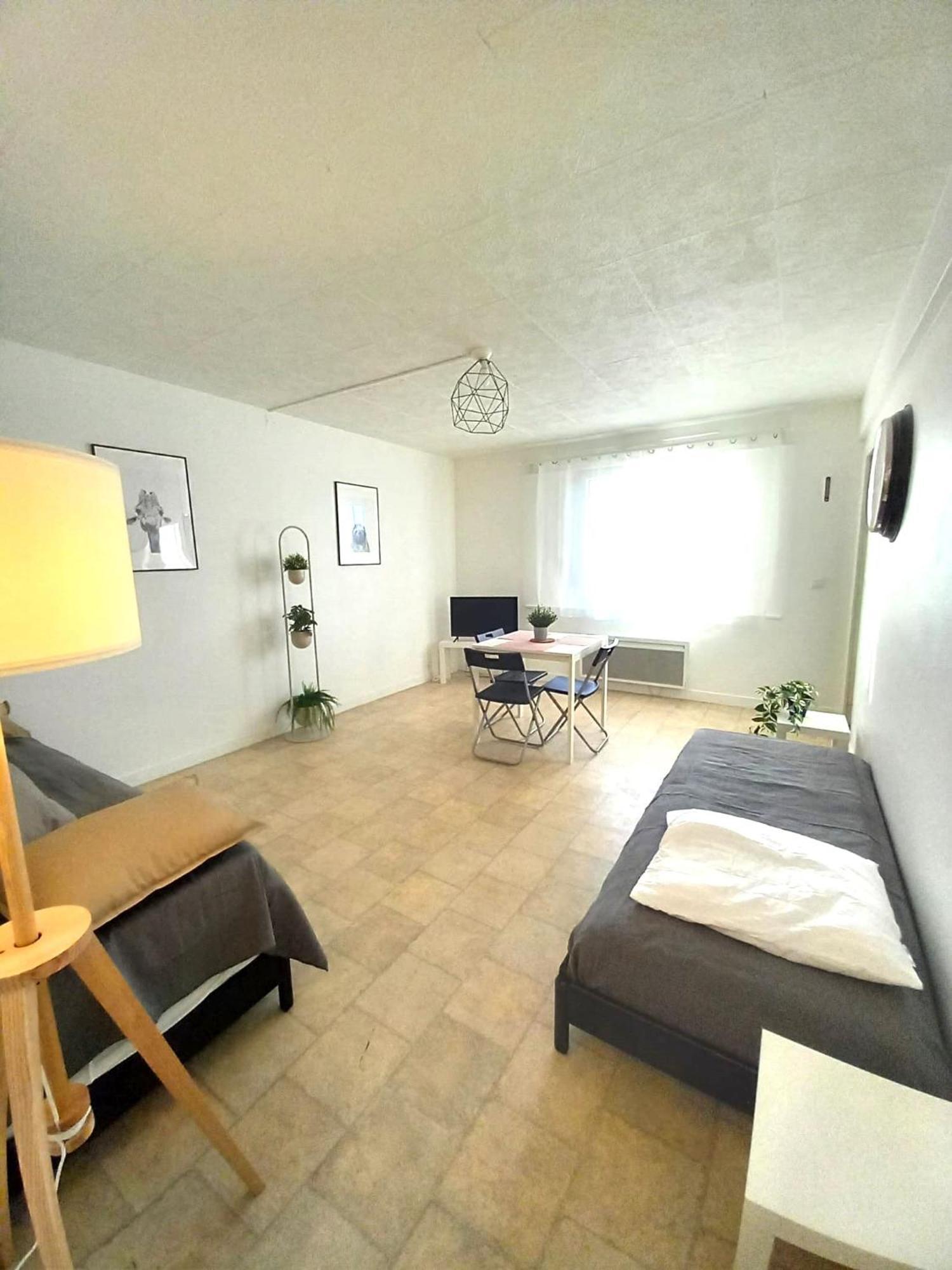 St-Quentin-En-Yvelines Plusieurs Appartements Avec Parking Trappes Cameră foto