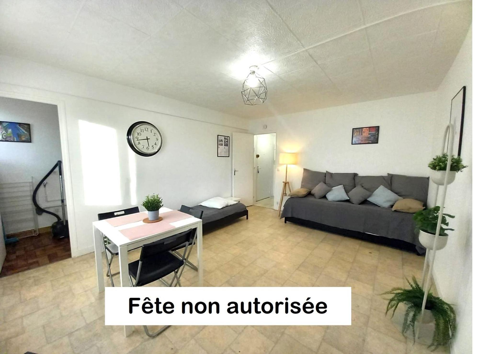 St-Quentin-En-Yvelines Plusieurs Appartements Avec Parking Trappes Cameră foto